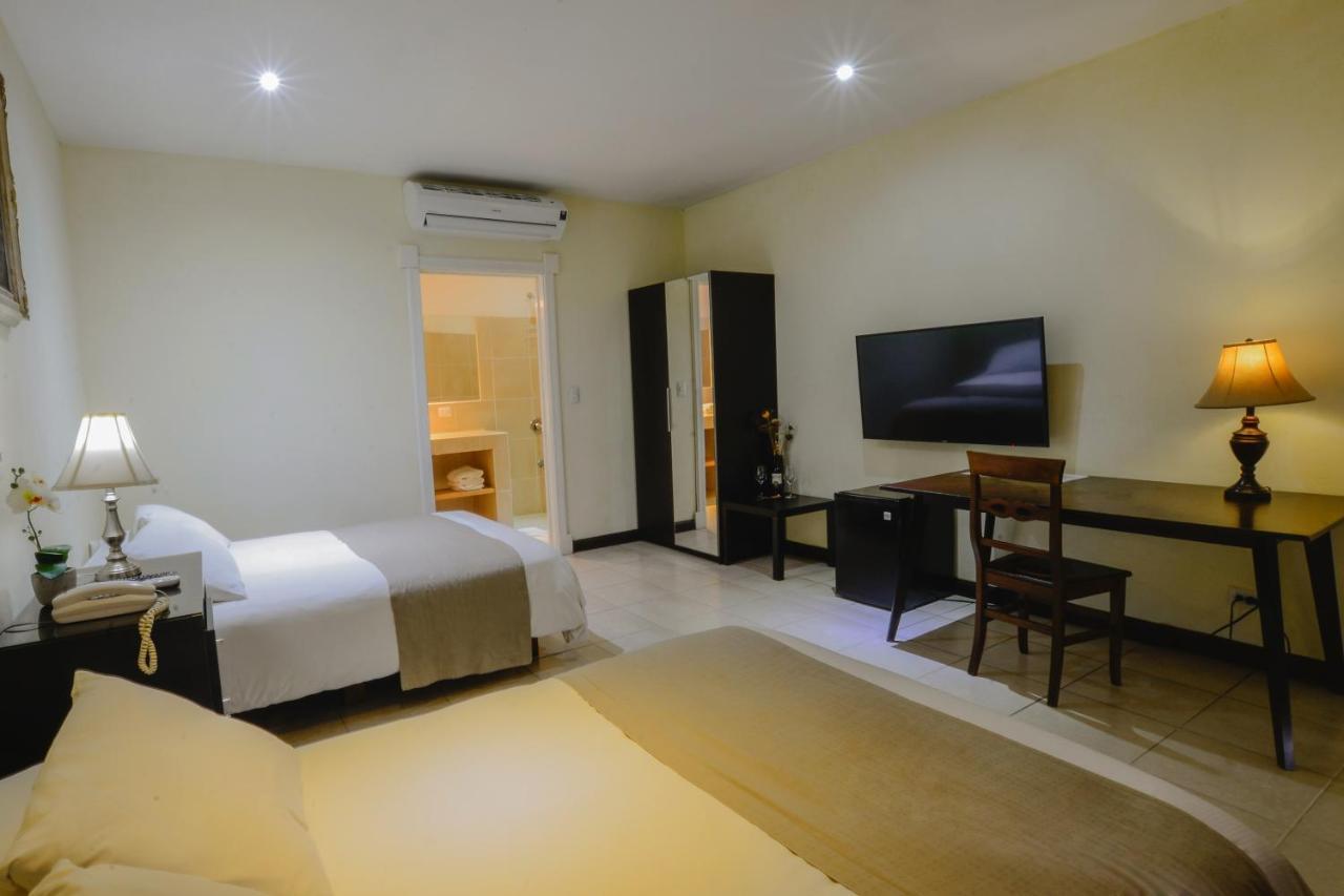 Hotel Luisiana 3*